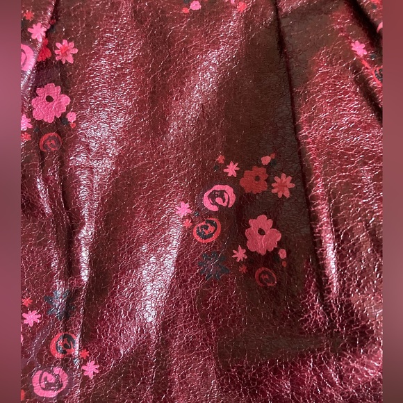 Burgundy O’Neill shoulder bag with pink floral print - Picture 7 of 8